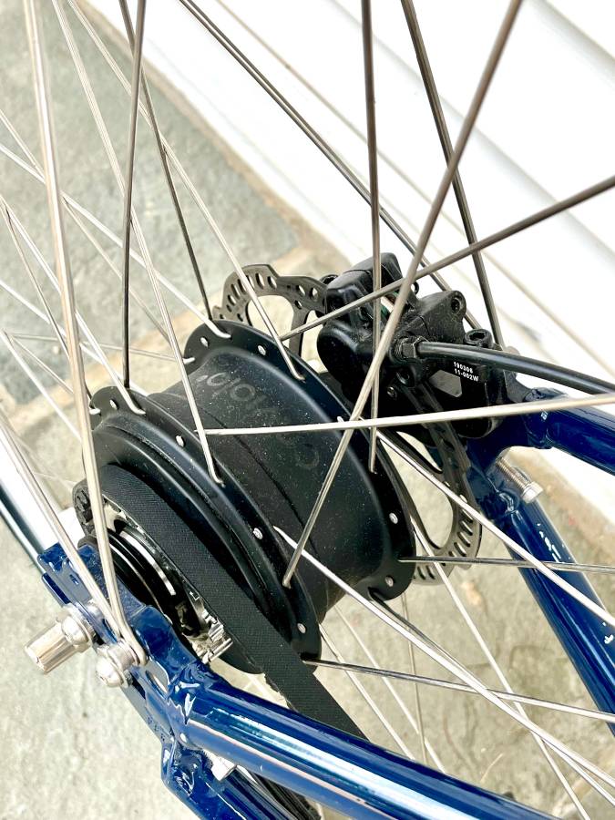 Like-New, Medium Priority Turi Cruiser Bicycle, IGH Belt Drive