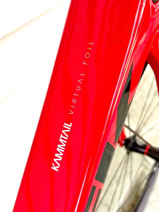 M/L (56cm) Trek Madone 4 Series Full Carbon Fiber Road Bike