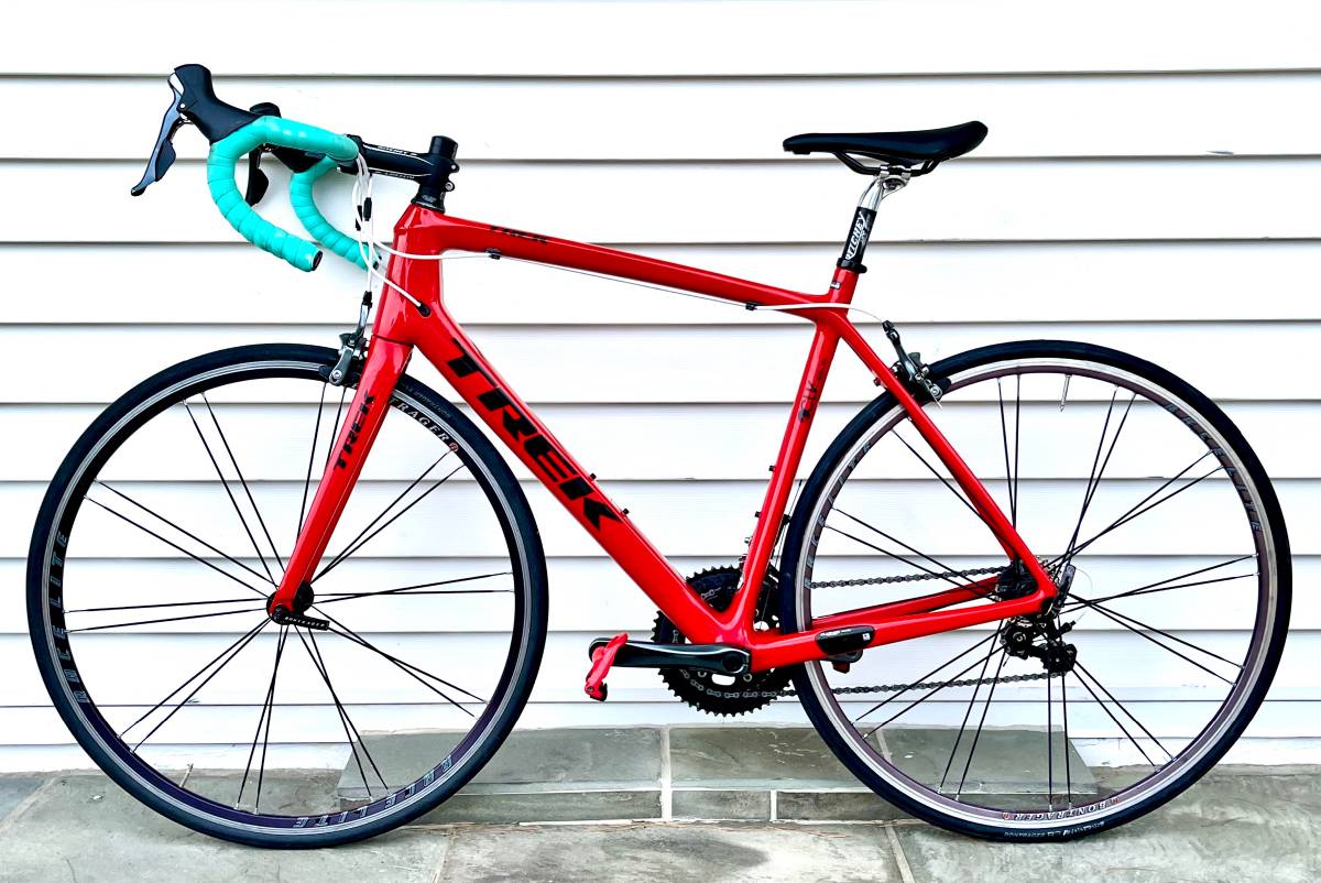 M/L (56cm) Trek Madone 4 Series Full Carbon Fiber Road Bike
