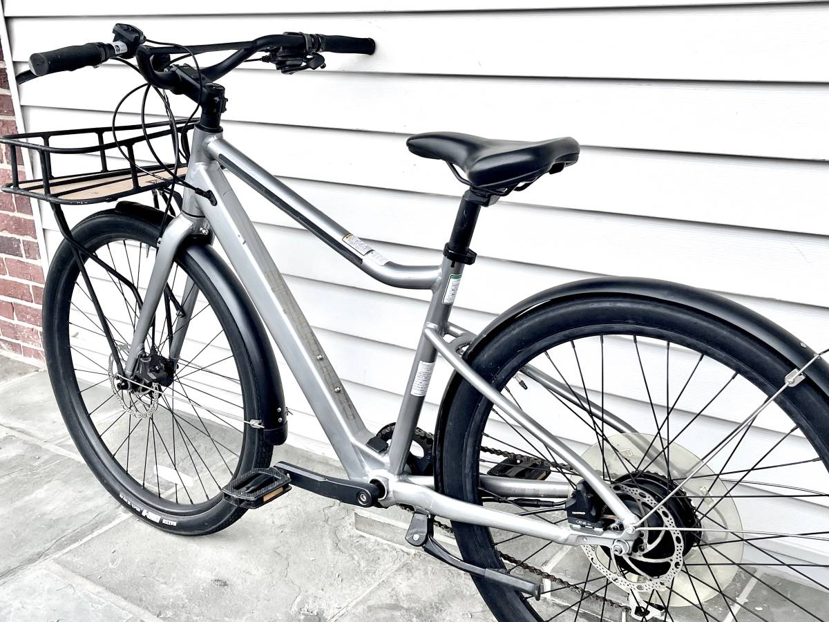 Lightweight Medium (5’4”-6’0”) Cannondale Treadwell Neo 2 EQ E-Bike