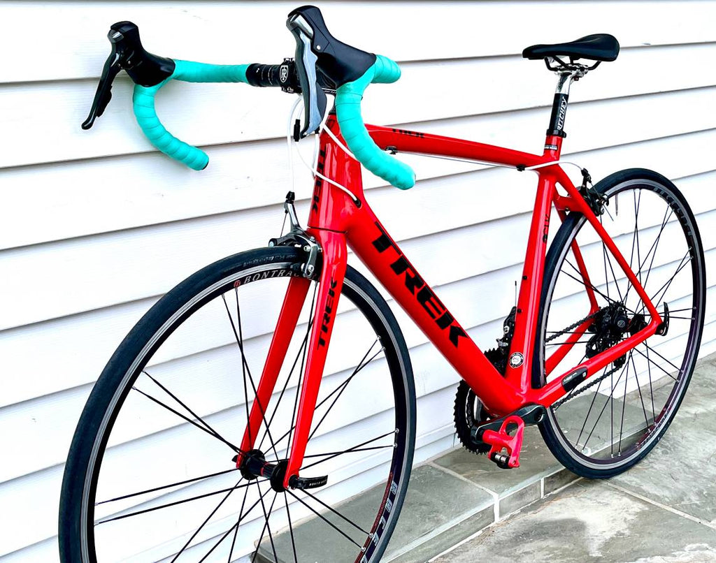M/L (56cm) Trek Madone 4 Series Full Carbon Fiber Road Bike