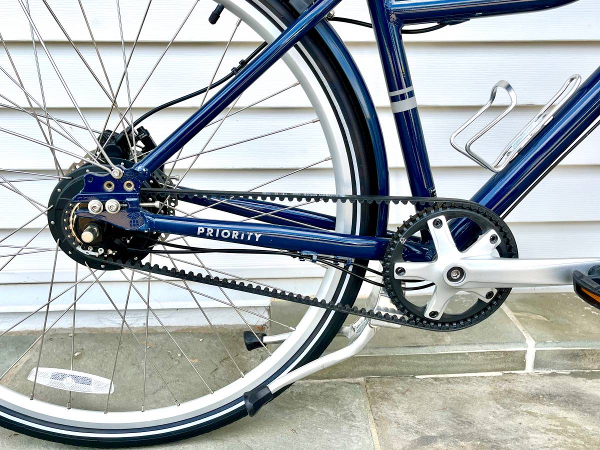Like-New, Medium Priority Turi Cruiser Bicycle, IGH Belt Drive