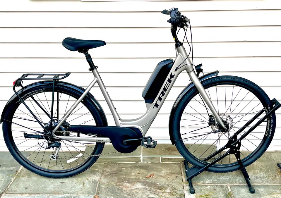 Large Trek Verve+2 Lowstep Electric Bike