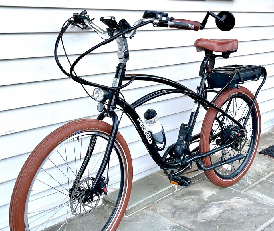 Large, Barely Used Pedego Interceptor Cruiser Ebike, 750W Class 1/2/3, Several Upgrades