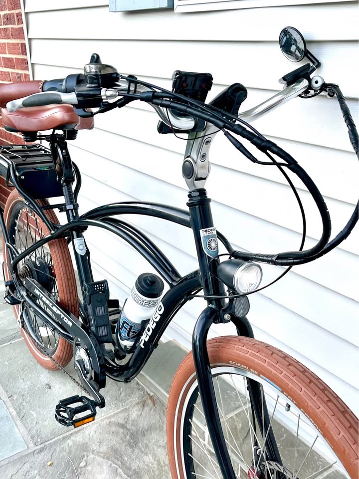 Large, Barely Used Pedego Interceptor Cruiser Ebike, 750W Class 1/2/3, Several Upgrades