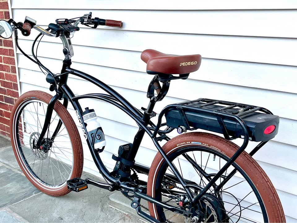 Large, Barely Used Pedego Interceptor Cruiser Ebike, 750W Class 1/2/3, Several Upgrades