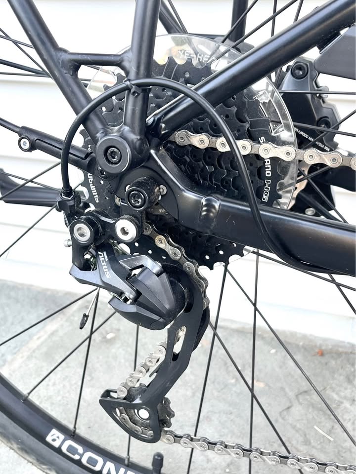 Small Trek FX+ 2 Stagger Lightweight E-Bike, Upgraded Panaracer Tires - Like New
