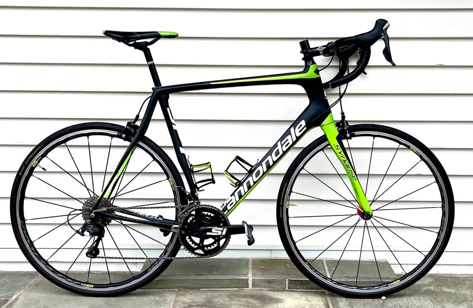 XL (61cm) Cannondale Synapse Carbon Fiber Road Bike, Shimano 105