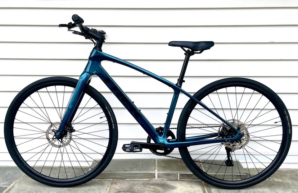 Small Trek FX Sport 4 Carbon Fiber Hybrid Bike, Excellent Condition
